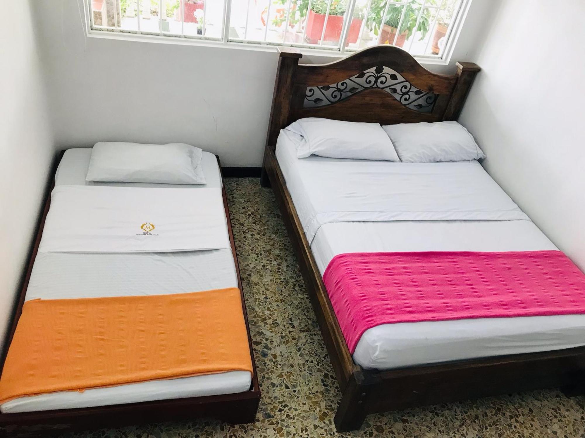 Hotel Maceo Melgar Extérieur photo